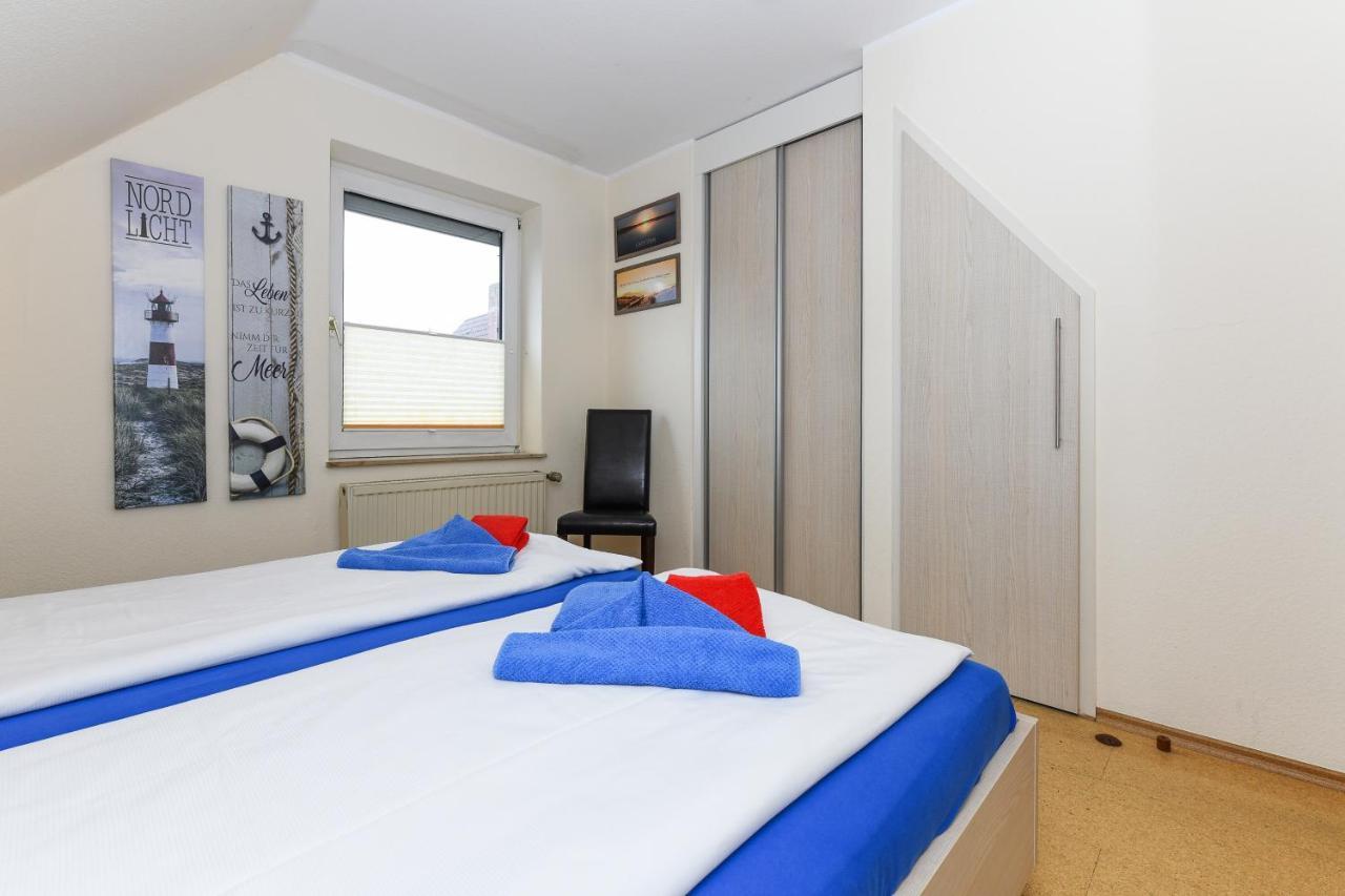Ferienwohnung Juist Inselhaus Am Deich Neuharlingersiel Luaran gambar