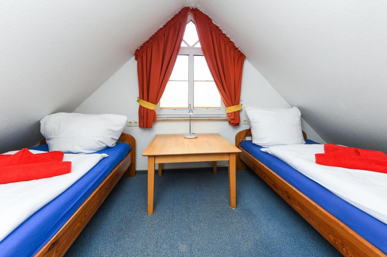 Ferienwohnung Juist Inselhaus Am Deich Neuharlingersiel Luaran gambar