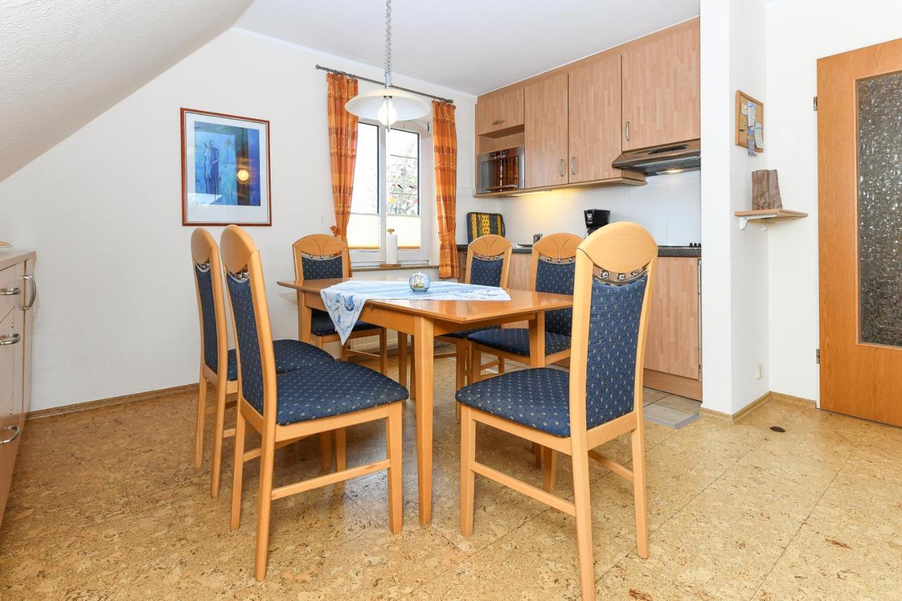 Ferienwohnung Juist Inselhaus Am Deich Neuharlingersiel Luaran gambar